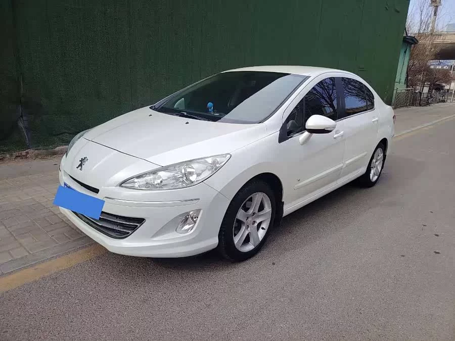 Peugeot 408