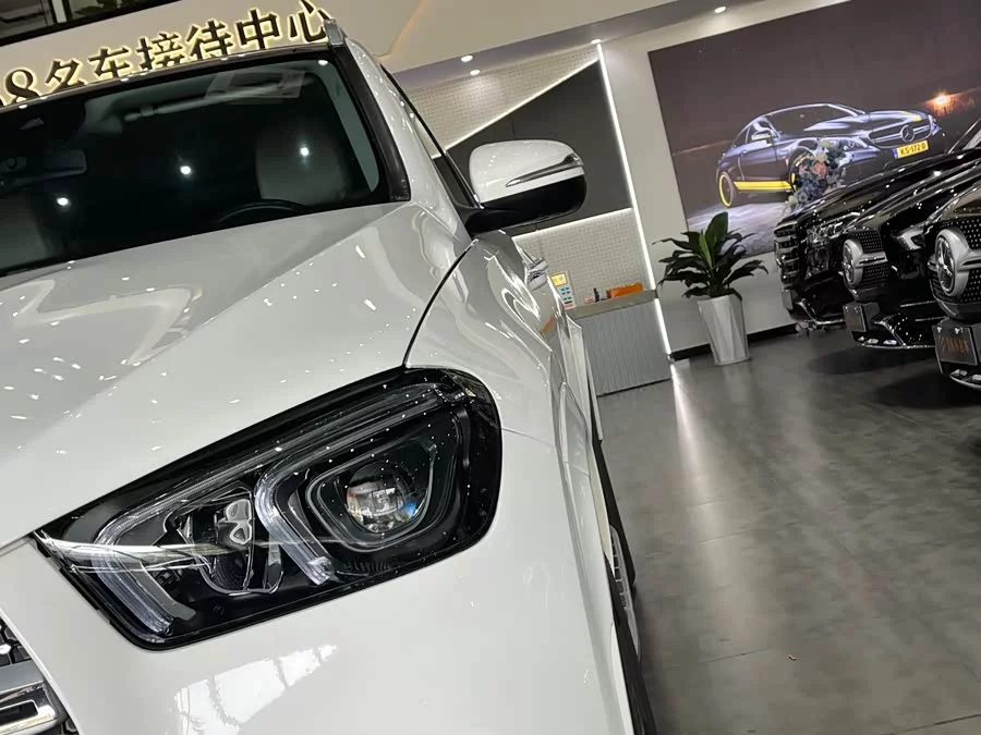 Mercedes Benz GLE (Imported)