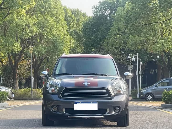 MINI COUNTRYMAN