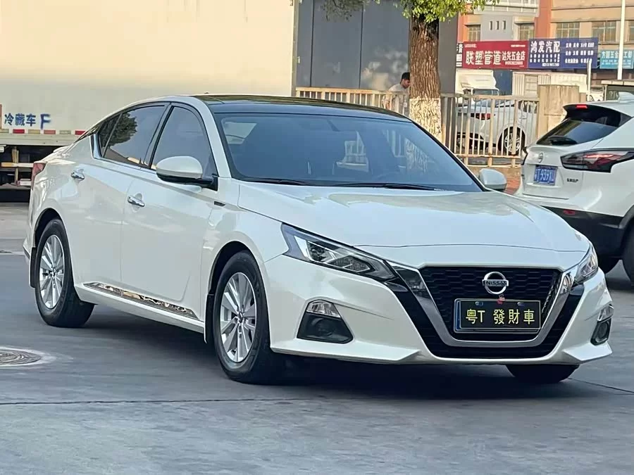 Nissan Teana