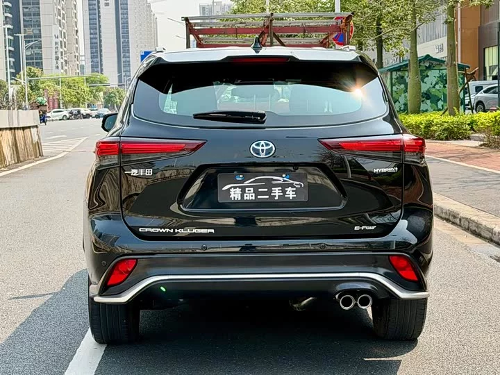Toyota Crown Kluger