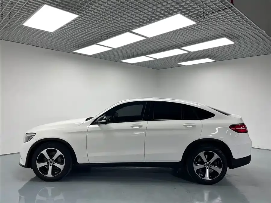 Mercedes Benz GLC coupe