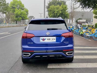 Volkswagen Tharu GTE