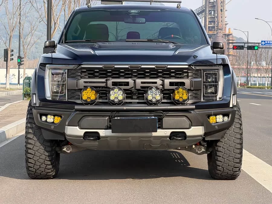 Ford F-150 Raptor