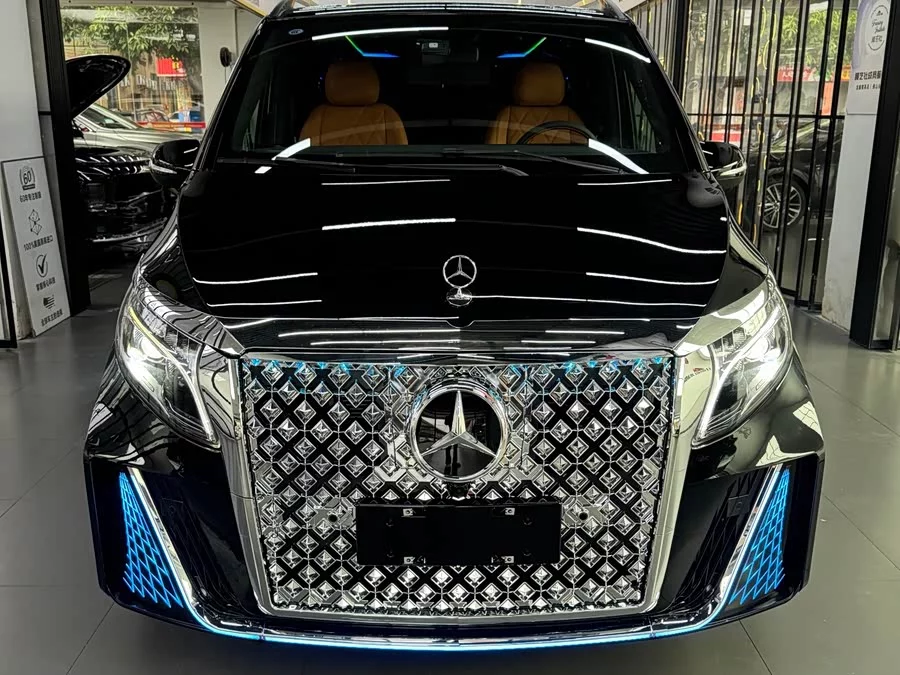 Mercedes Benz Vito
