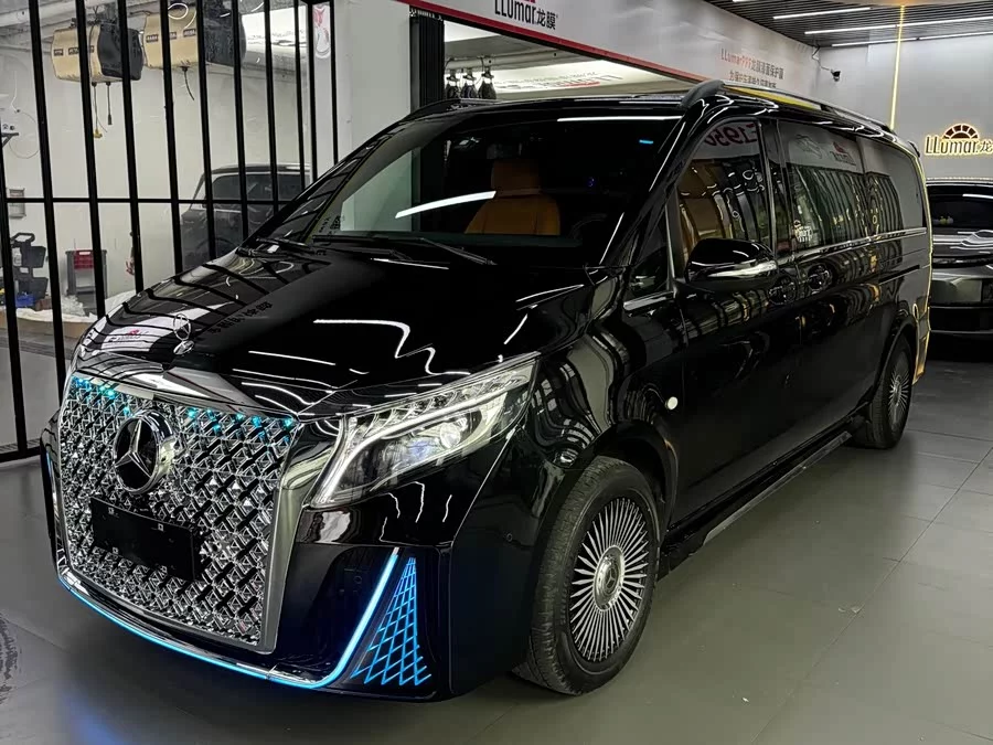 Mercedes Benz Vito