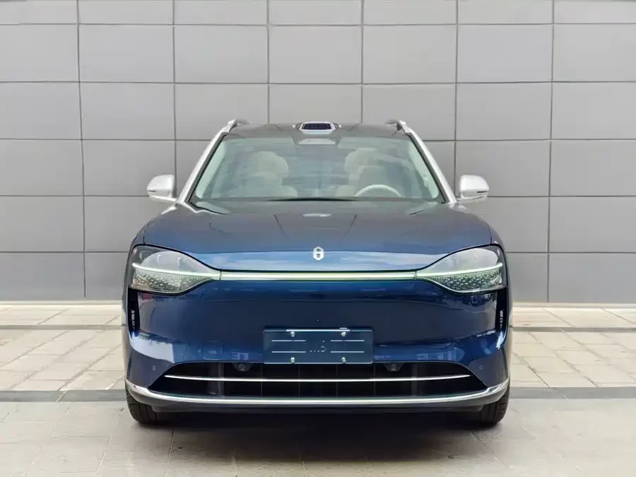 AITO Wenjie M9
