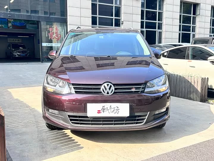 Volkswagen Sharon