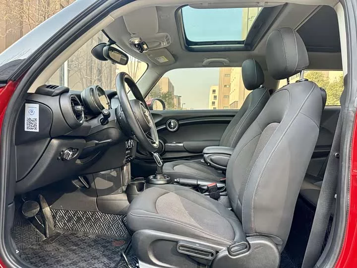 MINI 
