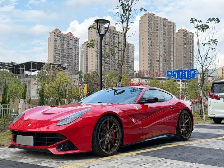 ferrari F12berlinetta