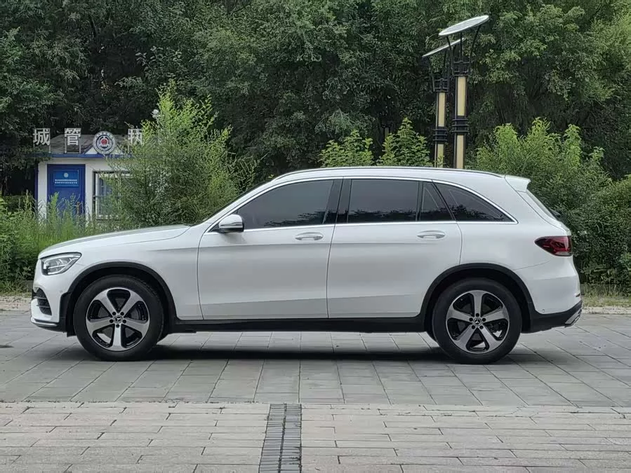 Mercedes Benz GLC