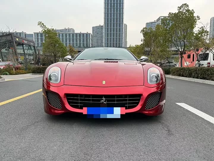 ferrari 599