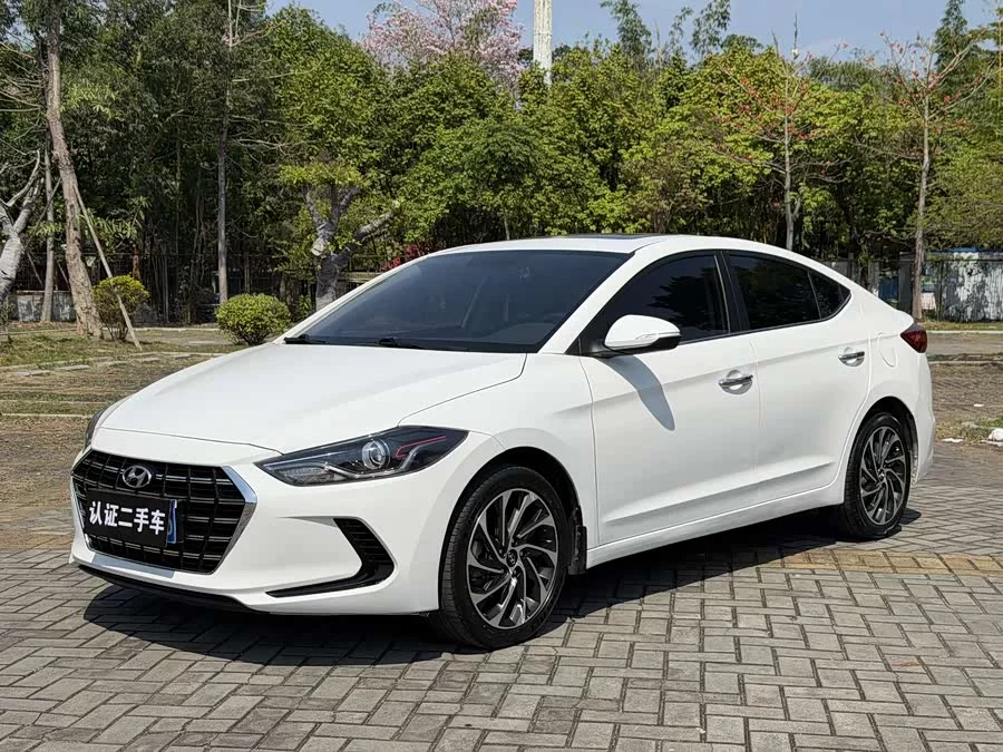 Hyundai elantra