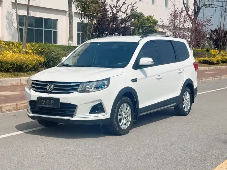 Dongfeng Fengxing SX6