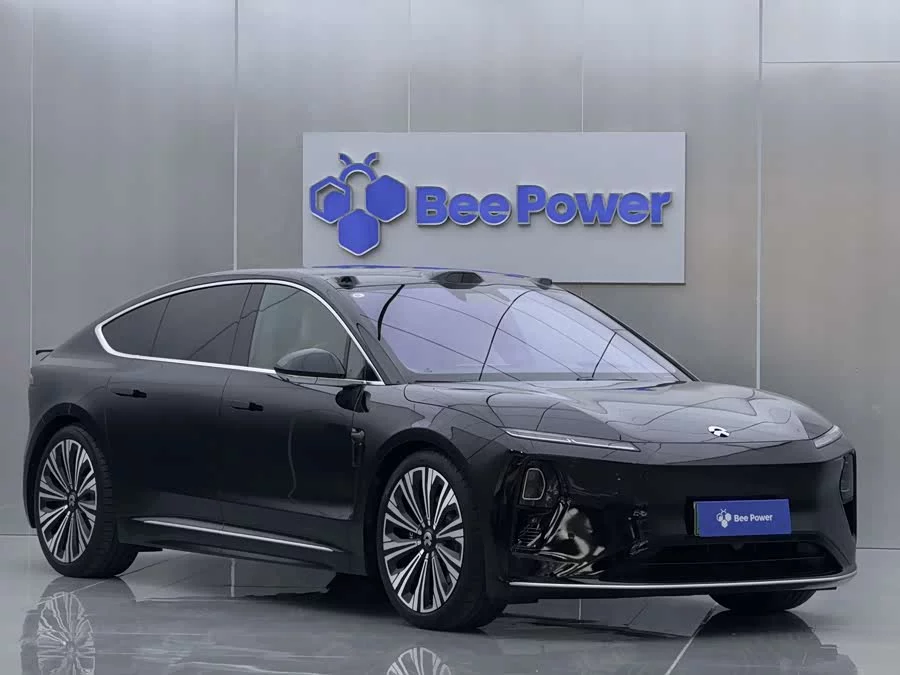 NIO ET9