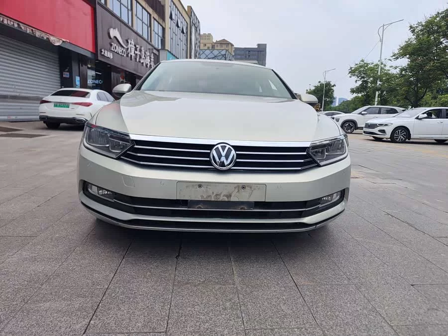 Volkswagen Magotan