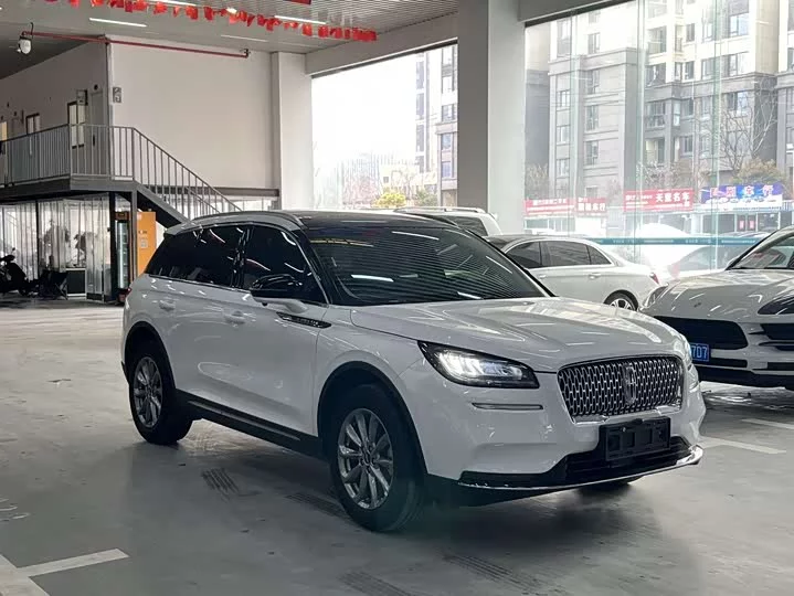 Lincoln adventurer