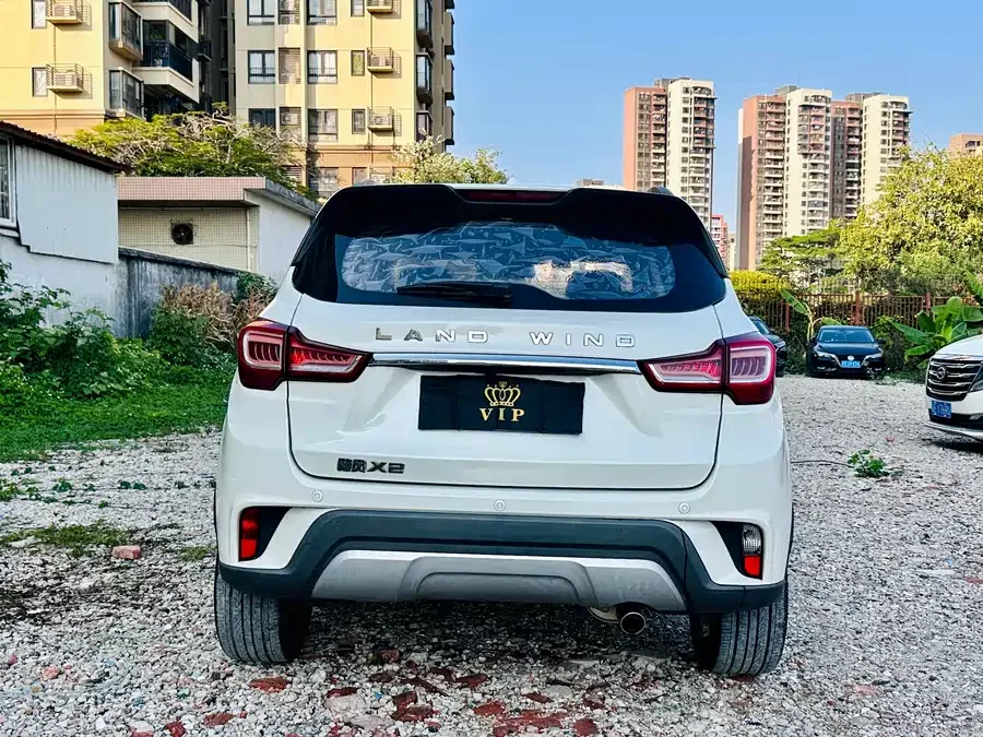 Landwind X2