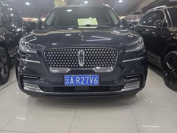 Lincoln aviator
