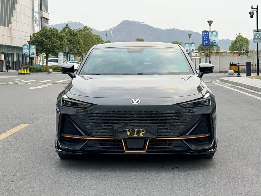 Changan UNI-V