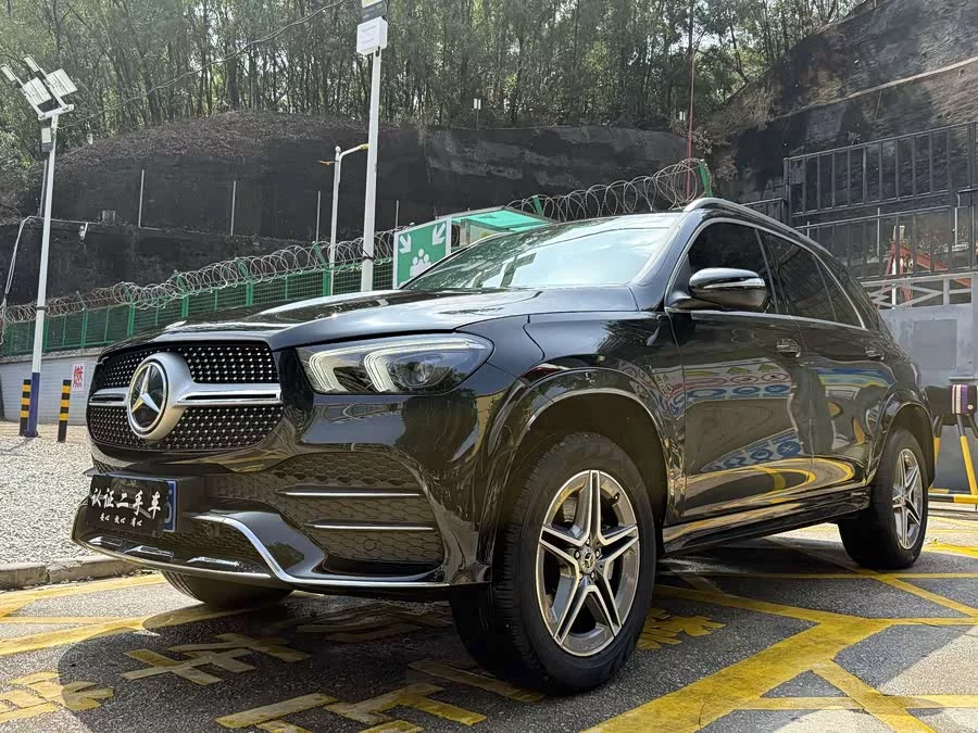 Mercedes Benz GLE (Imported)