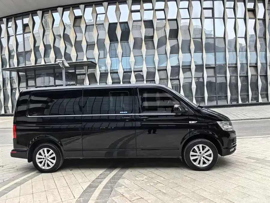 Volkswagen Caravelle