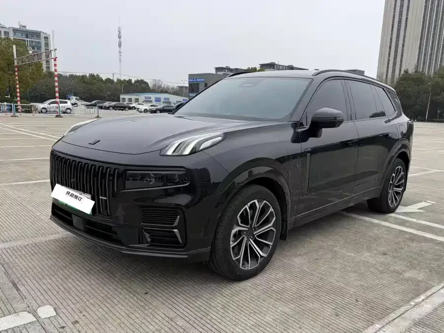 Lynk & Co 09 EM-P