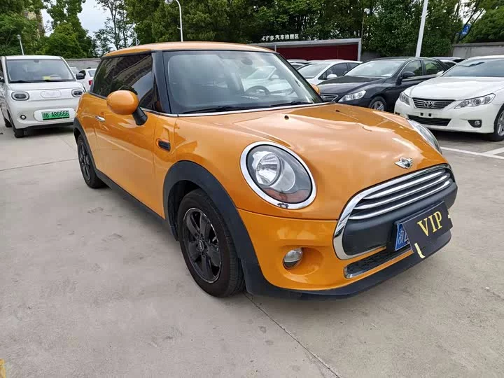 MINI 