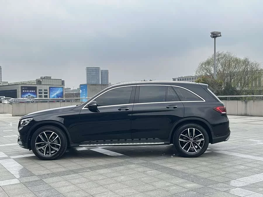 Mercedes Benz GLC