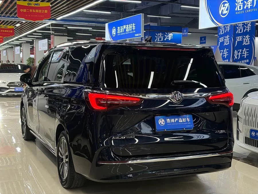 Buick GL8