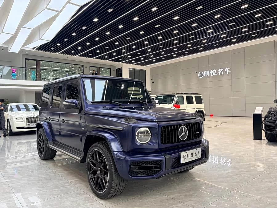Mercedes Benz G-rated