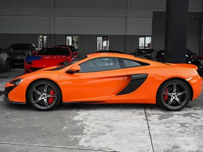 McLaren 650S