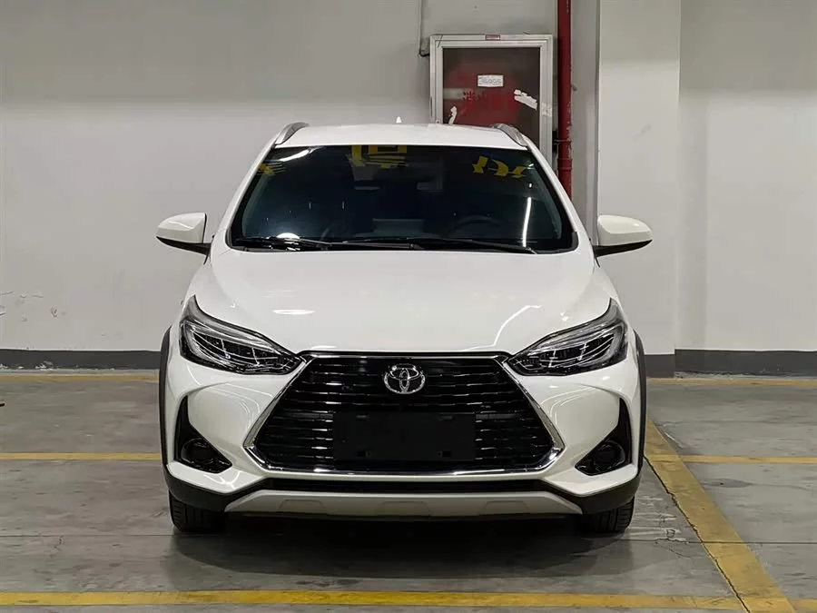 Toyota YARiS L