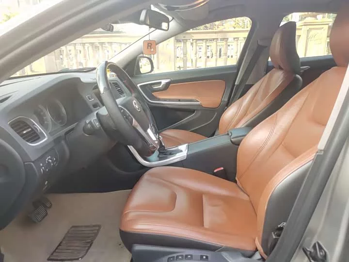 Volvo S60