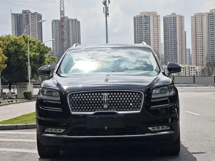 Lincoln navigator