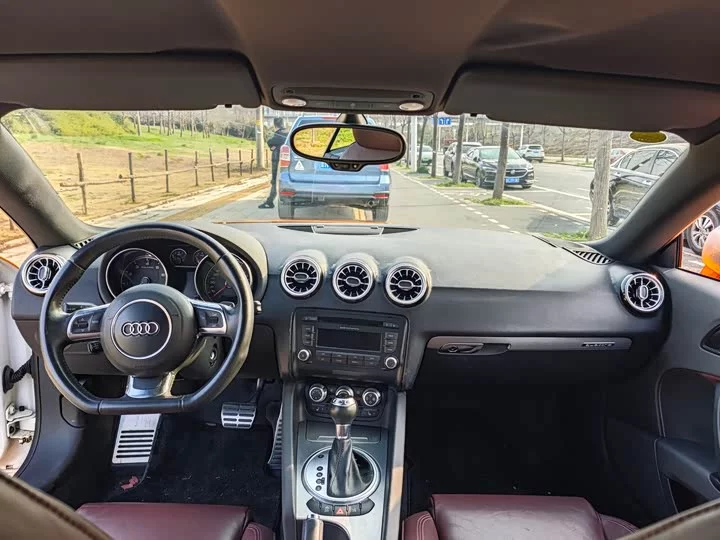 Audi TT