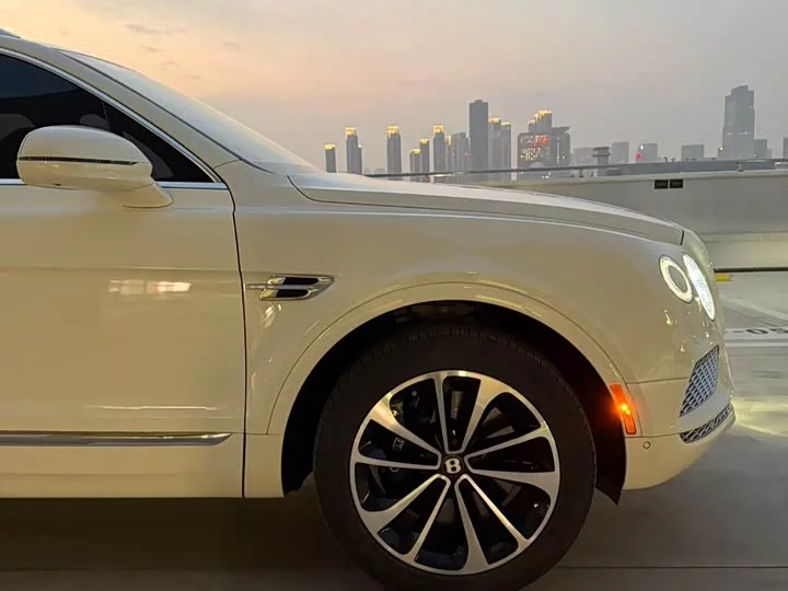 Bentley Bentayga