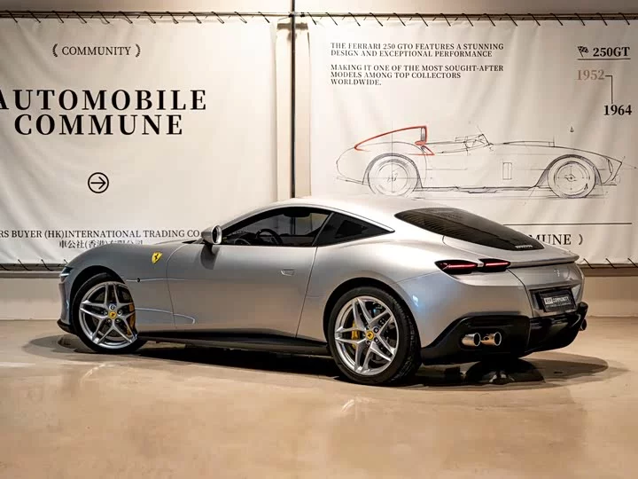 ferrari Roma