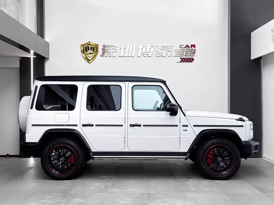 Mercedes Benz G-rated