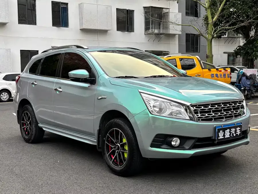 Venucia T70