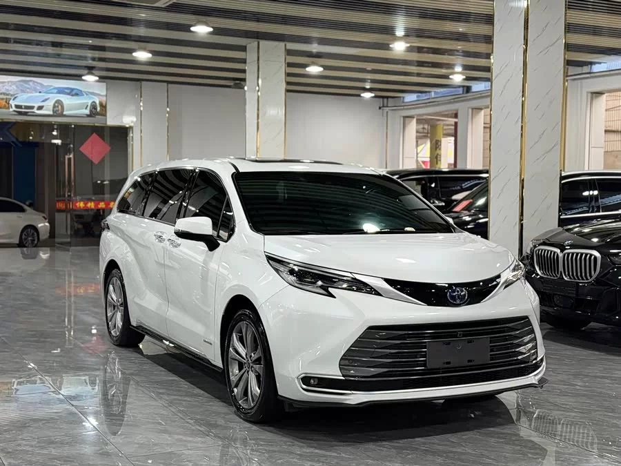 Toyota SIENNA