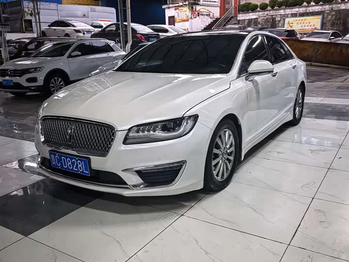 Lincoln MKZ