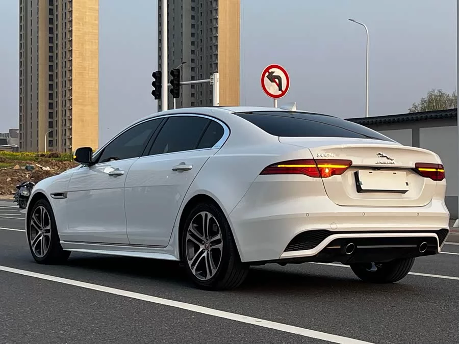 Jaguar XEL