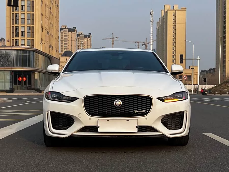 Jaguar XEL