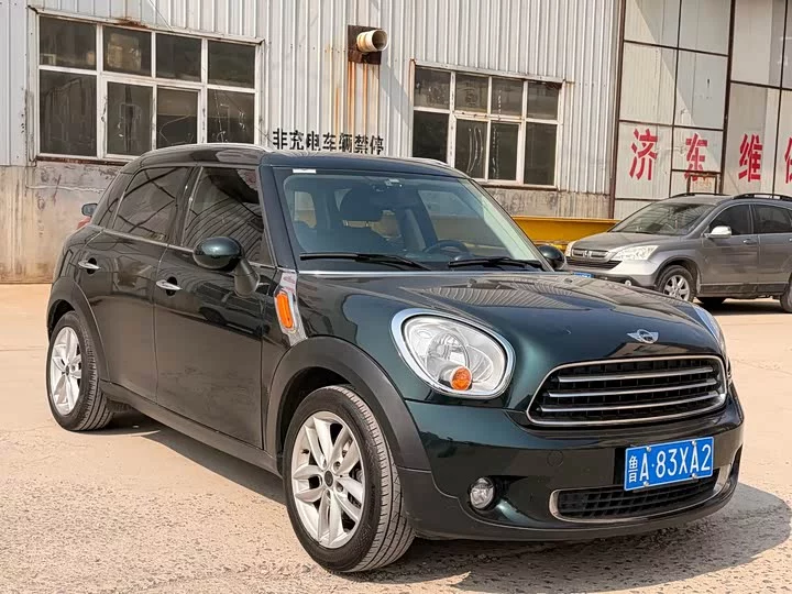 MINI COUNTRYMAN
