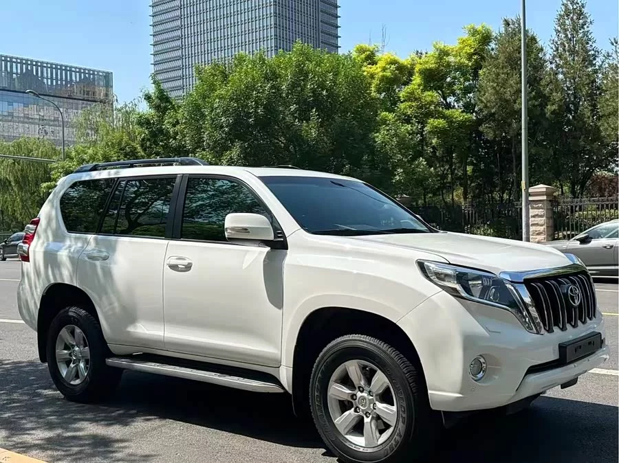Toyota Prado