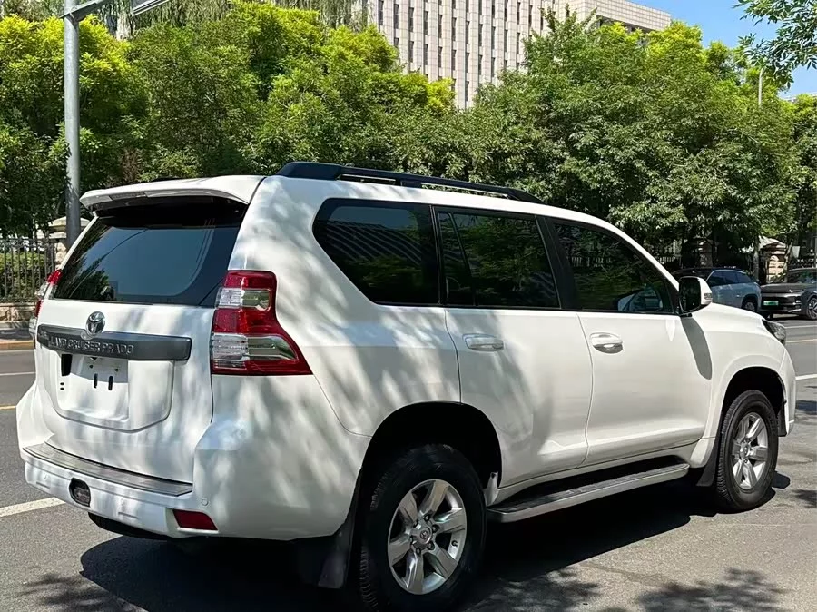 Toyota Prado