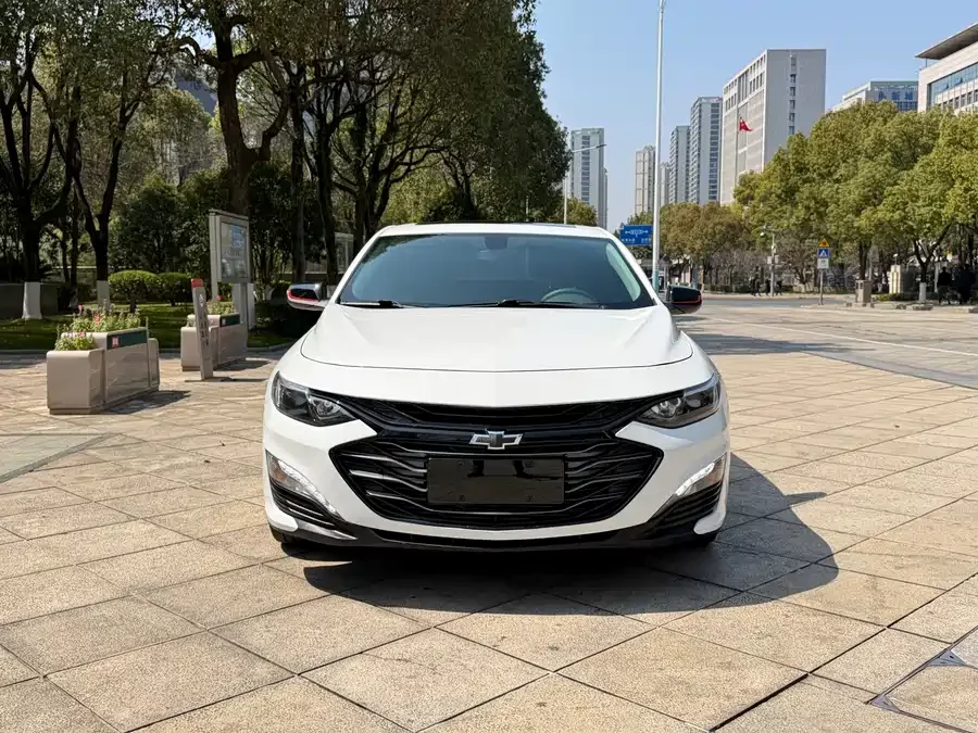 Chevrolet Malibu XL