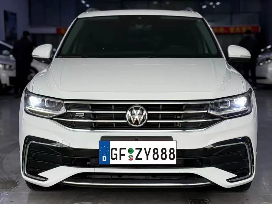 Volkswagen Tiguan L