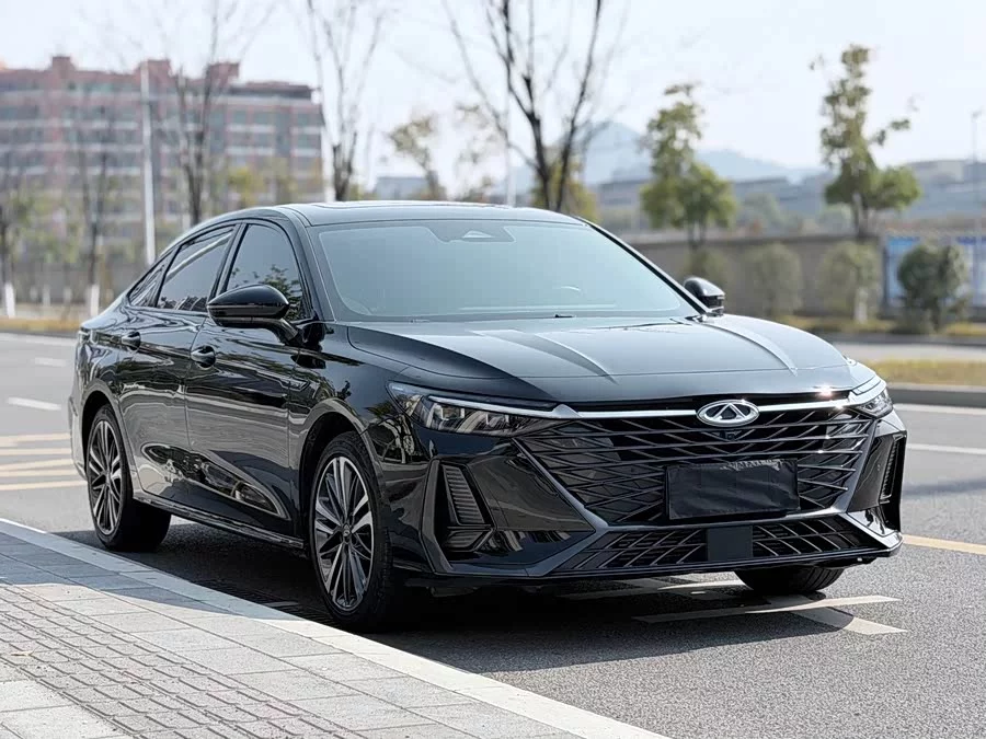 Chery Arrizo 8